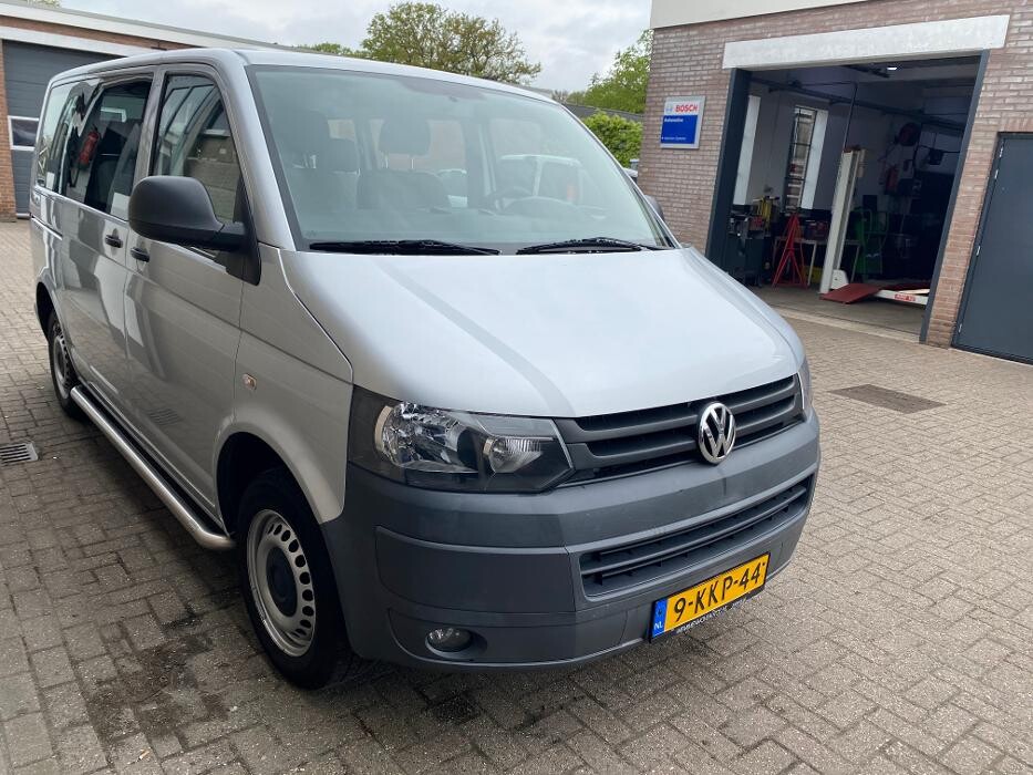 Foto's Autovakmeester Wemmenhove PCA Dealer Citroën Peugeot Renault en Wemmenhove Autoverhuur