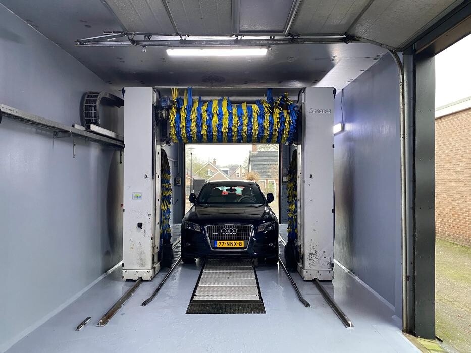 Foto's Autovakmeester Wemmenhove PCA Dealer Citroën Peugeot Renault en Wemmenhove Autoverhuur