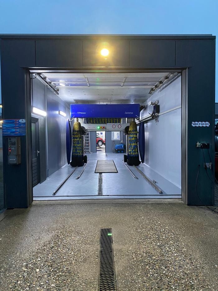 Foto's Autovakmeester Wemmenhove PCA Dealer Citroën Peugeot Renault en Wemmenhove Autoverhuur