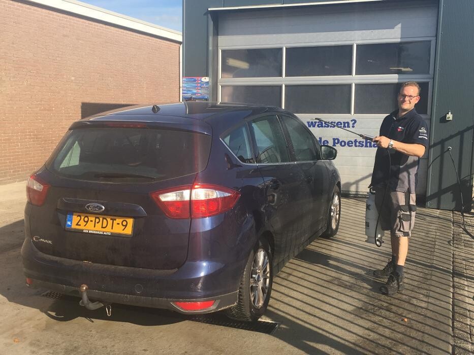 Foto's Autovakmeester Wemmenhove PCA Dealer Citroën Peugeot Renault en Wemmenhove Autoverhuur