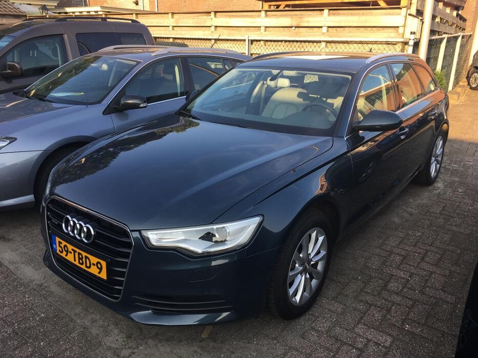 Foto's Autovakmeester Wemmenhove PCA Dealer Citroën Peugeot Renault en Wemmenhove Autoverhuur