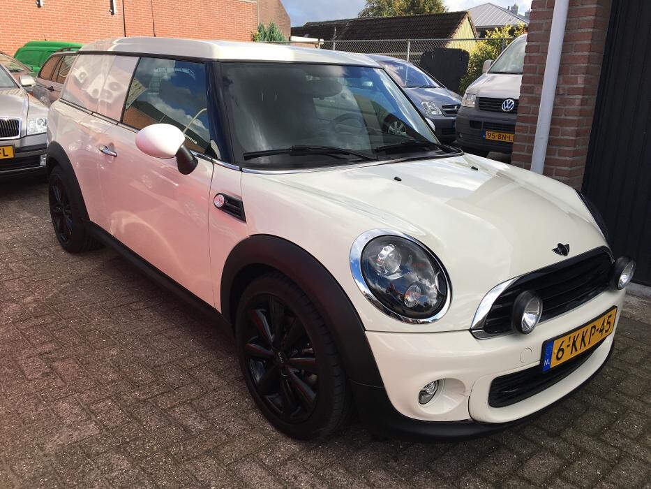 Foto's Autovakmeester Wemmenhove PCA Dealer Citroën Peugeot Renault en Wemmenhove Autoverhuur