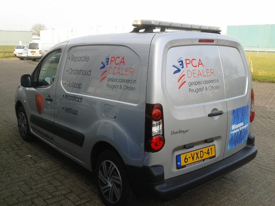 Foto's Autovakmeester Wemmenhove PCA Dealer Citroën Peugeot Renault en Wemmenhove Autoverhuur