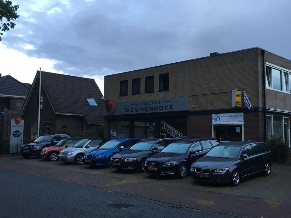 Foto's Autovakmeester Wemmenhove PCA Dealer Citroën Peugeot Renault en Wemmenhove Autoverhuur