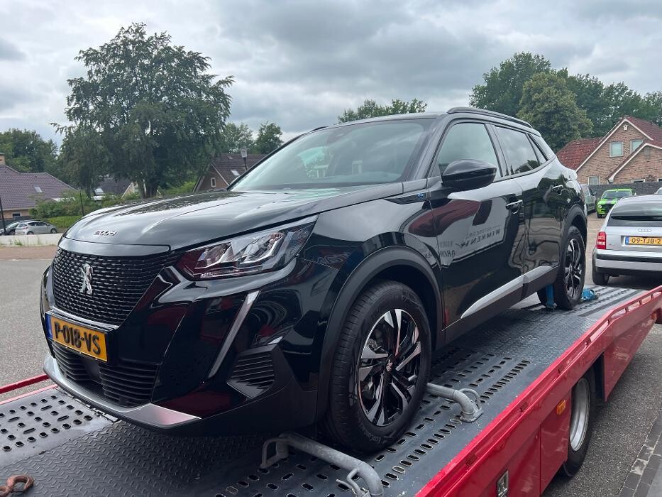 Foto's Autovakmeester Wemmenhove PCA Dealer Citroën Peugeot Renault en Wemmenhove Autoverhuur