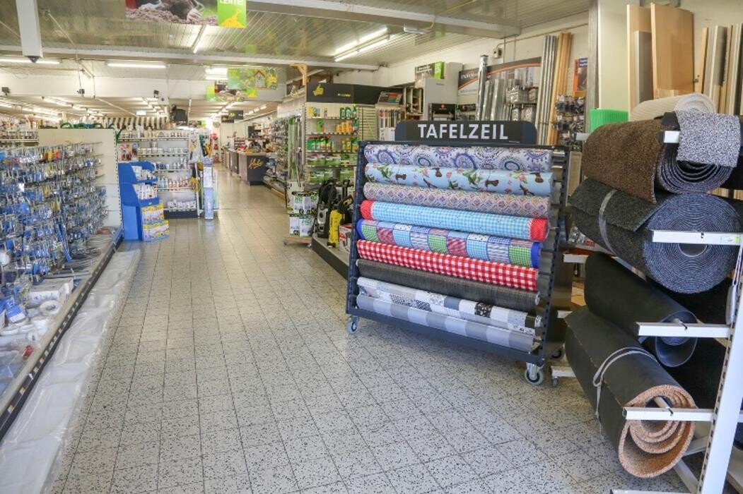 Foto's Hubo bouwmarkt Nederweert