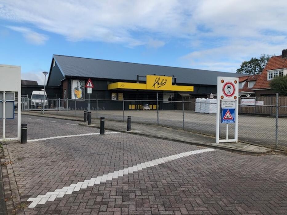 Foto's Hubo XL bouwmarkt Zutphen