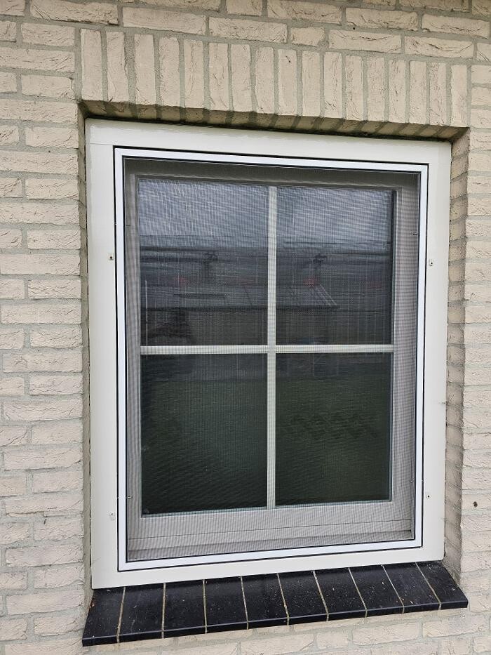 Foto's Hubo XL bouwmarkt Made