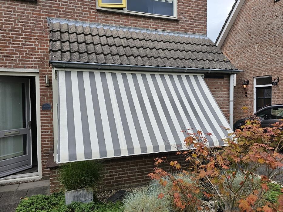 Foto's Hubo XL bouwmarkt Made