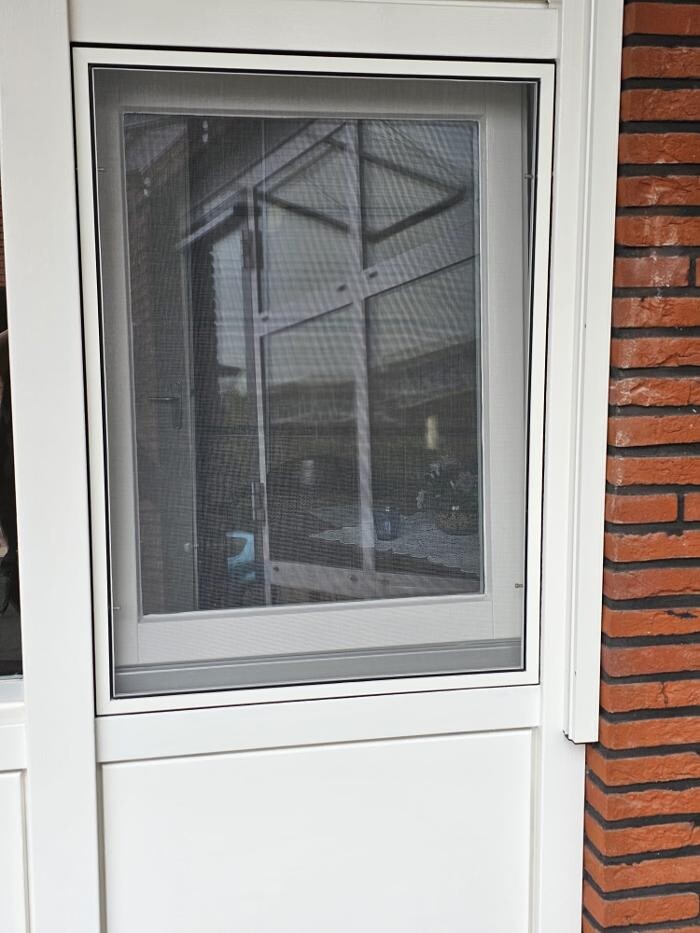 Foto's Hubo XL bouwmarkt Made