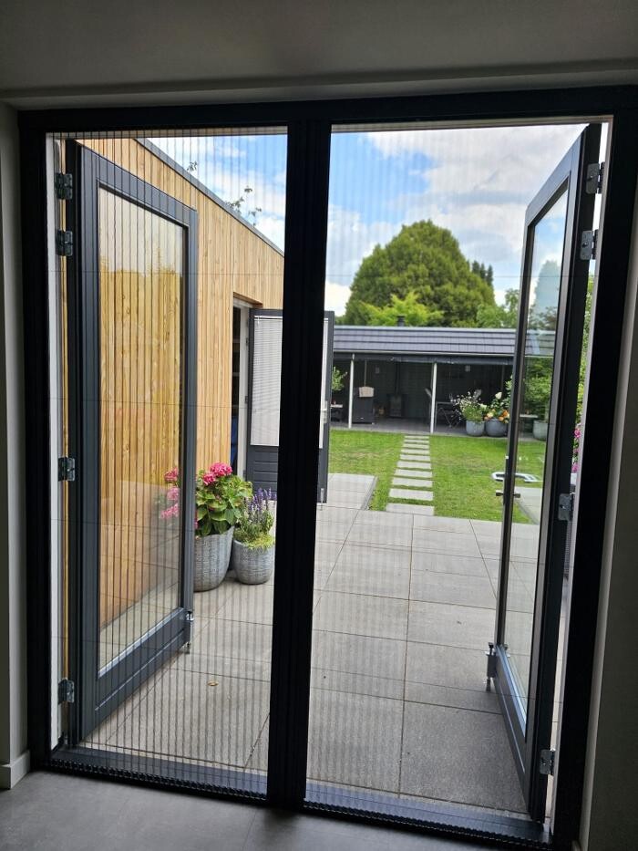 Foto's Hubo XL bouwmarkt Made