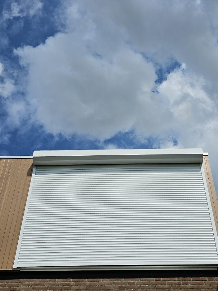 Foto's Hubo XL bouwmarkt Made