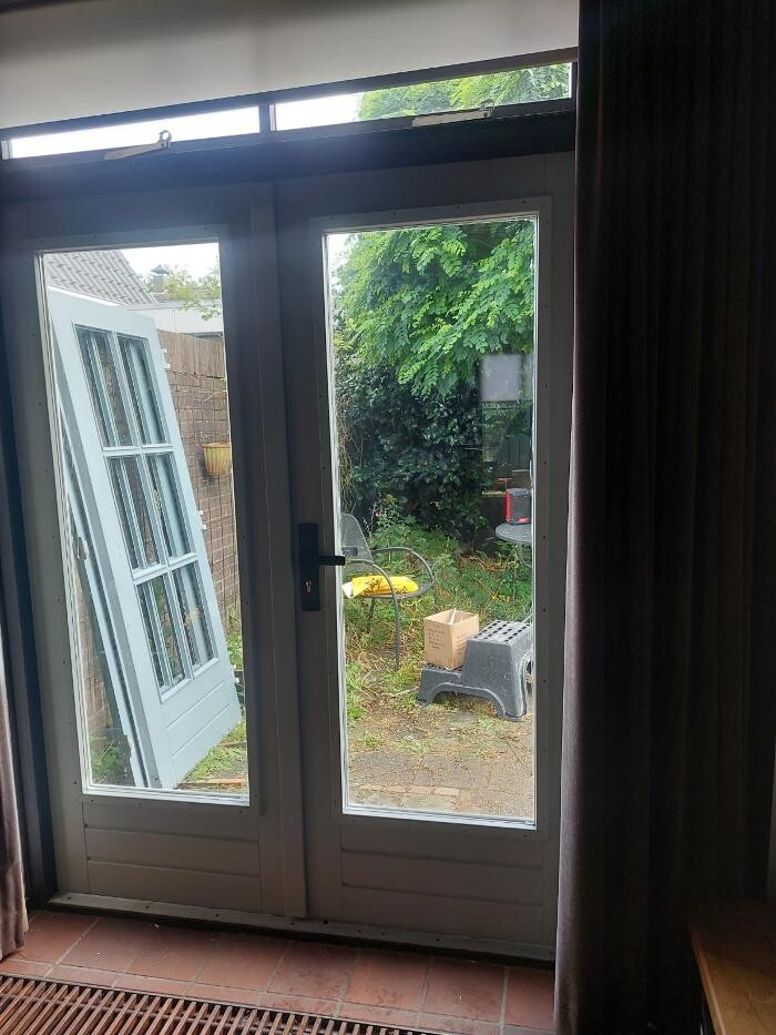 Foto's Hubo XL bouwmarkt Made