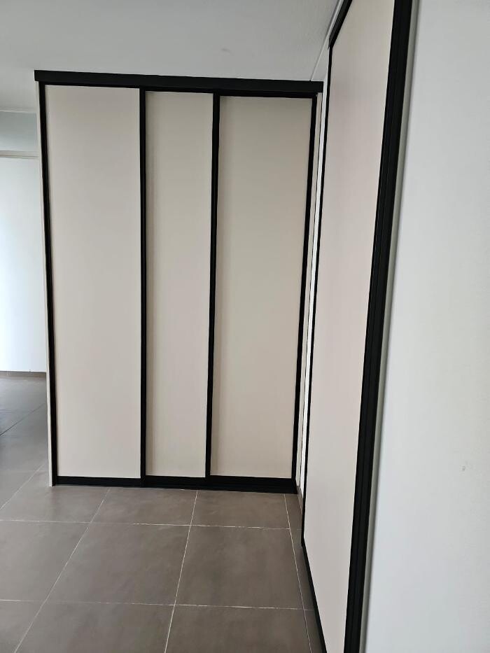 Foto's Hubo XL bouwmarkt Made