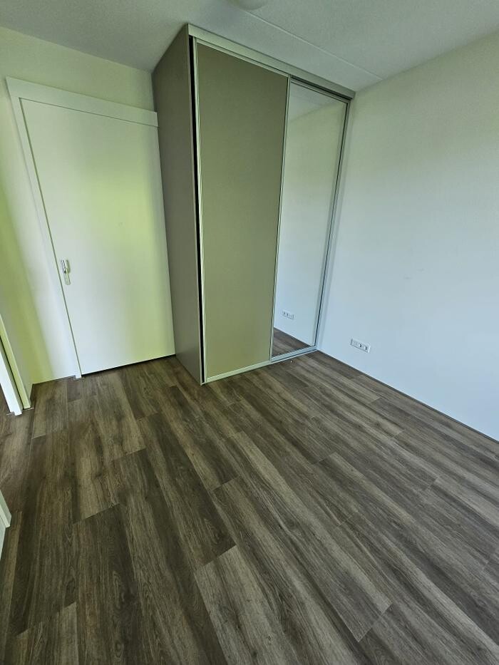 Foto's Hubo XL bouwmarkt Made