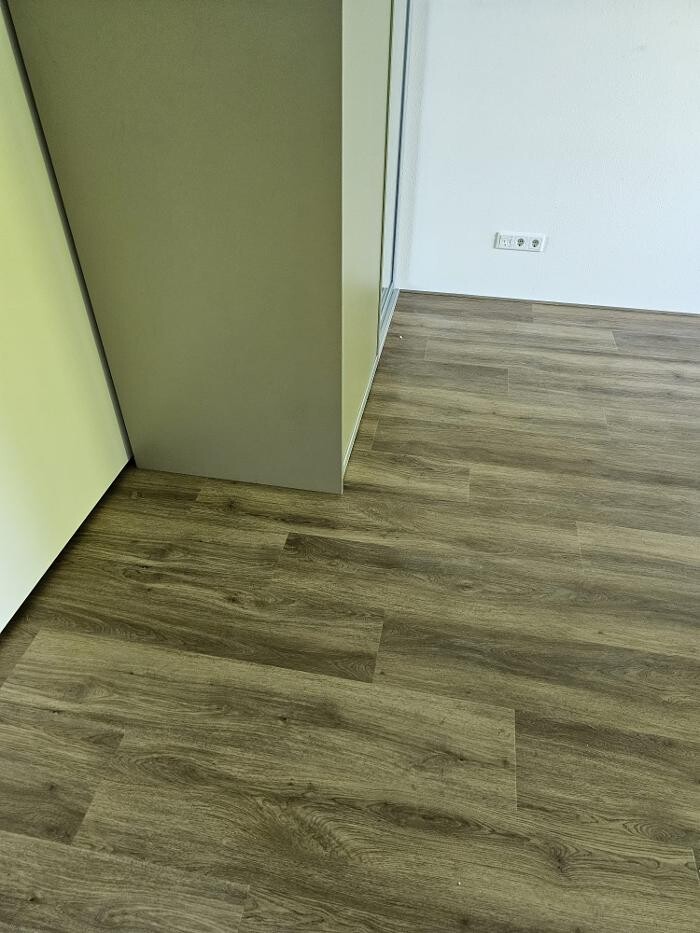 Foto's Hubo XL bouwmarkt Made