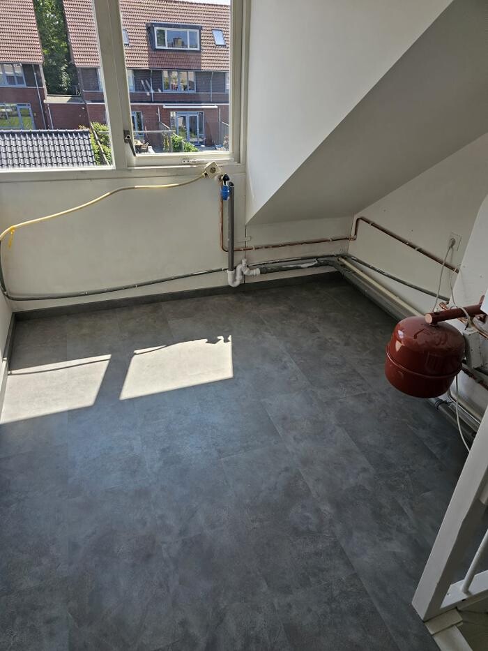 Foto's Hubo XL bouwmarkt Made