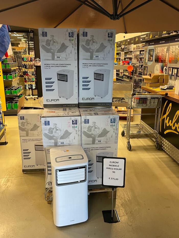 Foto's Hubo XL bouwmarkt Made