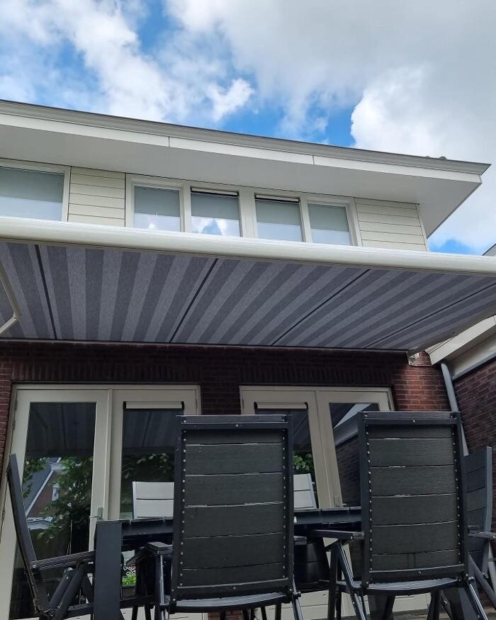 Foto's Hubo XL bouwmarkt Made