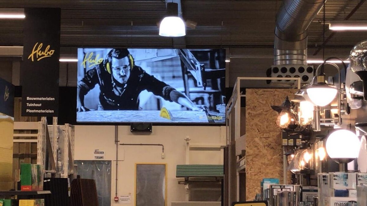 Foto's Hubo XL bouwmarkt Made