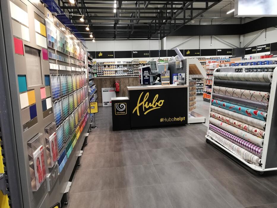 Foto's Hubo XL bouwmarkt Zundert