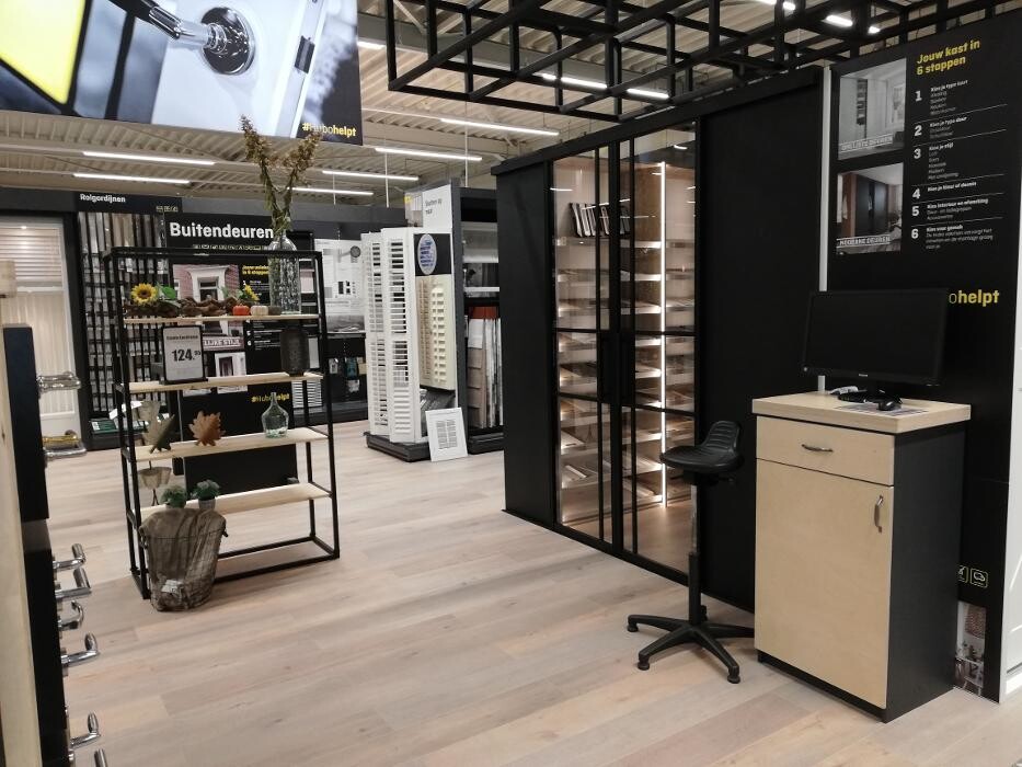 Foto's Hubo XL bouwmarkt Zundert