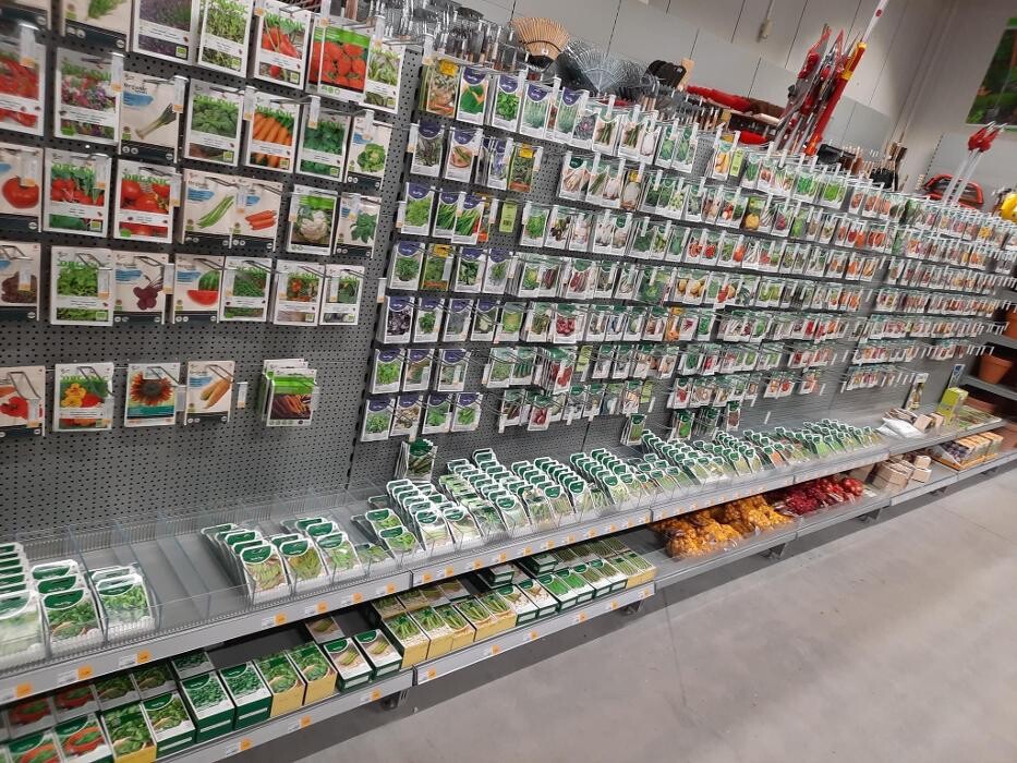 Foto's Hubo XL bouwmarkt Lemelerveld