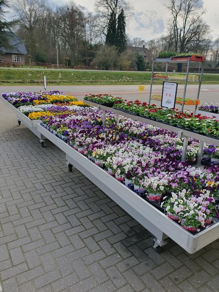 Foto's Hubo XL bouwmarkt Lemelerveld