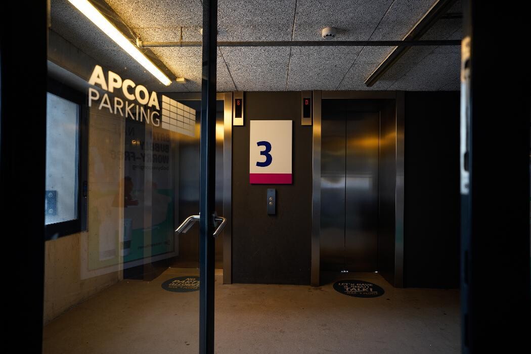 Foto's APCOA PARKING Maastoren - Rotterdam