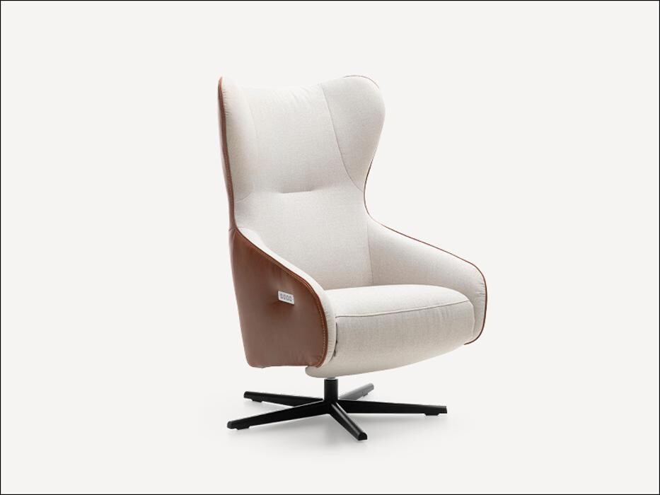 Foto's Meubelwinkel Prominent Breda | Relaxstoelen | Sta-op stoelen | Banken