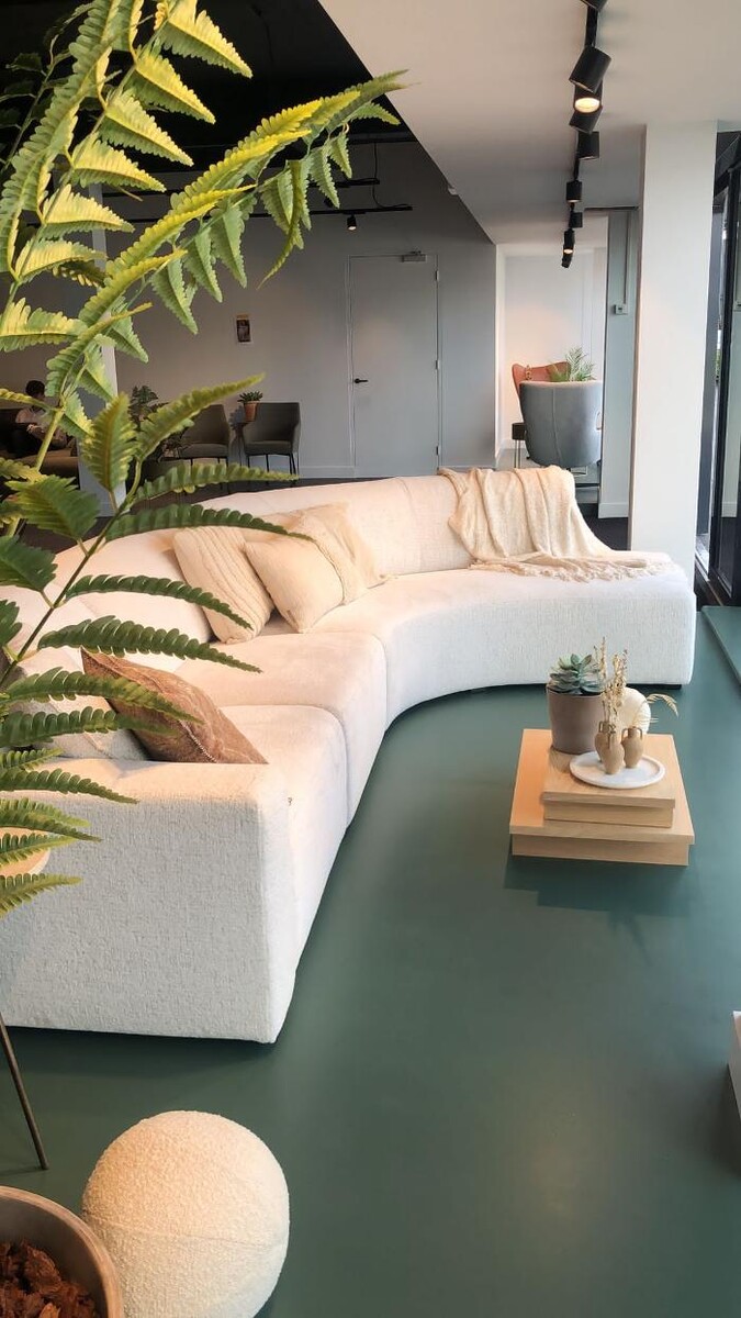 Foto's Meubelwinkel Prominent Utrecht | Relaxstoelen | Sta-op stoelen | Banken