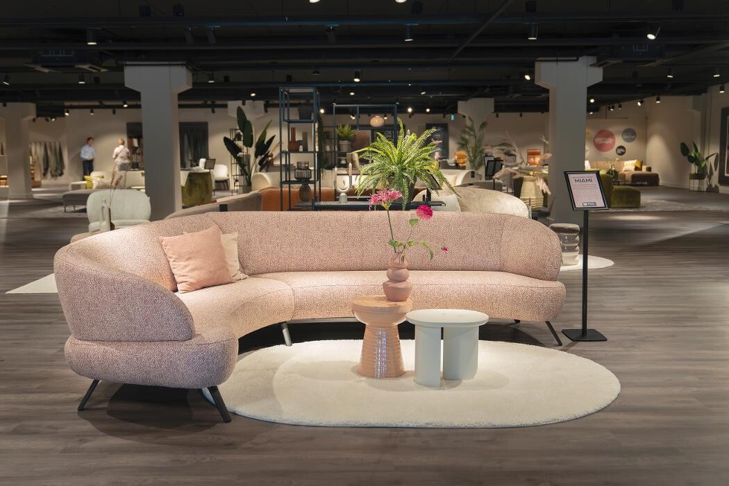 Foto's Meubelwinkel Prominent Sliedrecht | Banken | Relaxstoelen | Sta-op stoelen