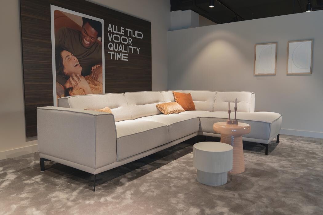 Foto's Meubelwinkel Prominent Sliedrecht | Banken | Relaxstoelen | Sta-op stoelen