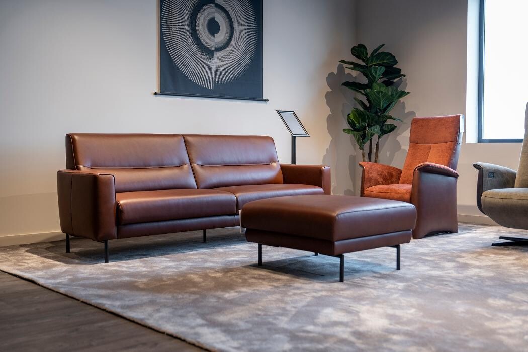 Foto's Meubelwinkel Prominent Duiven | Relaxstoelen | Sta-op stoelen | Banken
