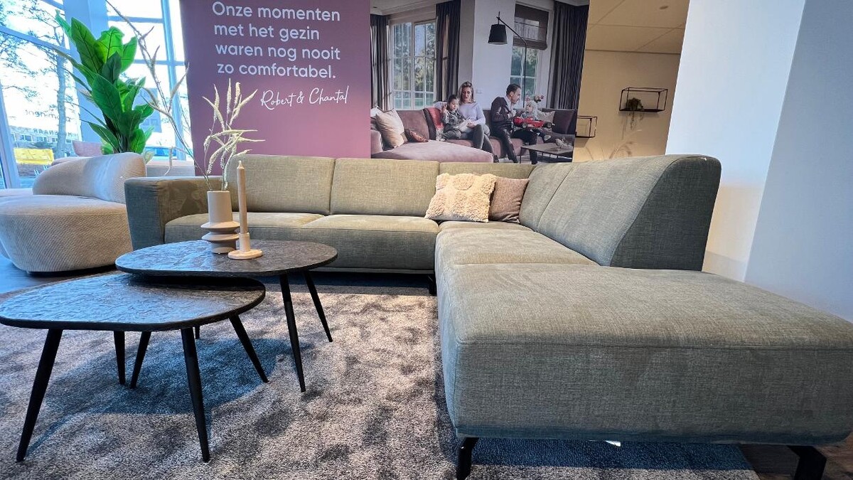 Foto's Meubelwinkel Prominent Katwijk | Relaxstoelen | Sta-op stoelen | Banken