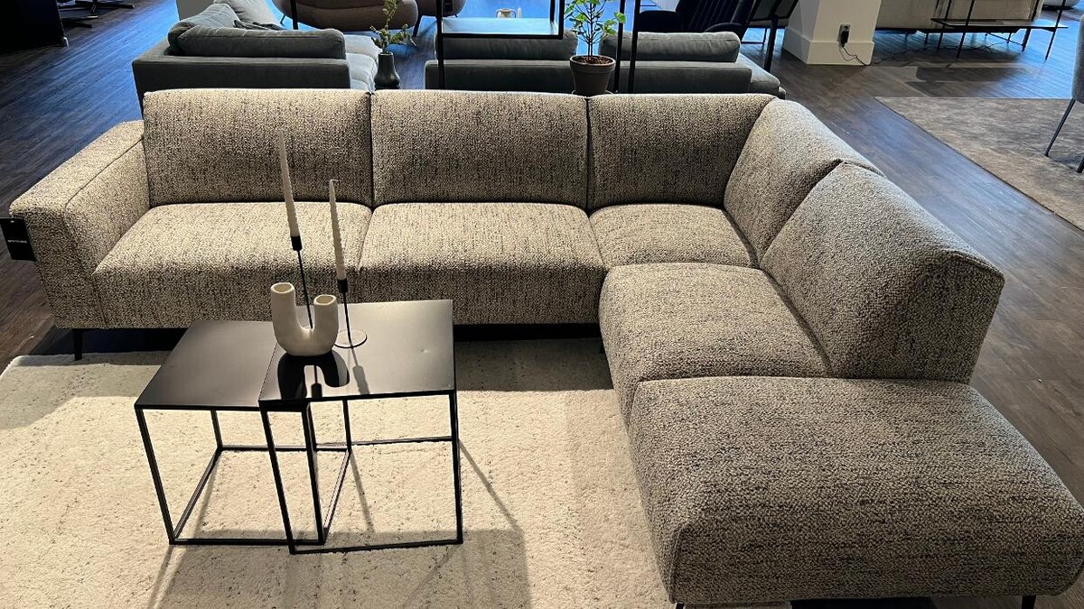 Foto's Meubelwinkel Prominent Katwijk | Relaxstoelen | Sta-op stoelen | Banken