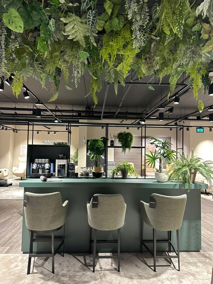 Foto's Meubelwinkel Prominent Leiderdorp | Relaxstoelen | Sta-op stoelen | Banken