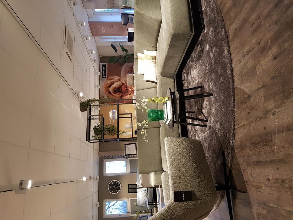Foto's Meubelwinkel Prominent Amstelveen | Relaxstoelen | Sta-op stoelen | Banken
