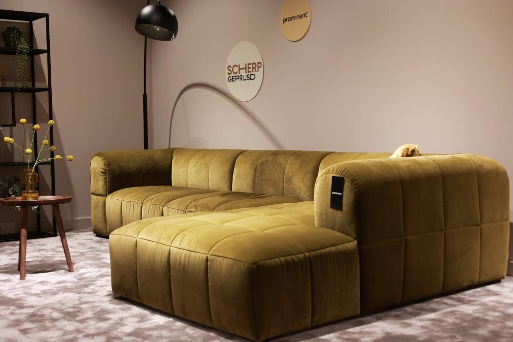 Foto's Meubelwinkel Prominent Zwolle | Relaxstoelen | Sta-op stoelen | Banken