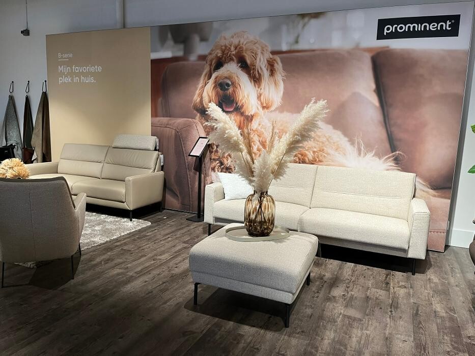 Foto's Meubelwinkel Prominent Spijkenisse | Relaxstoelen | Sta-op stoelen | Banken