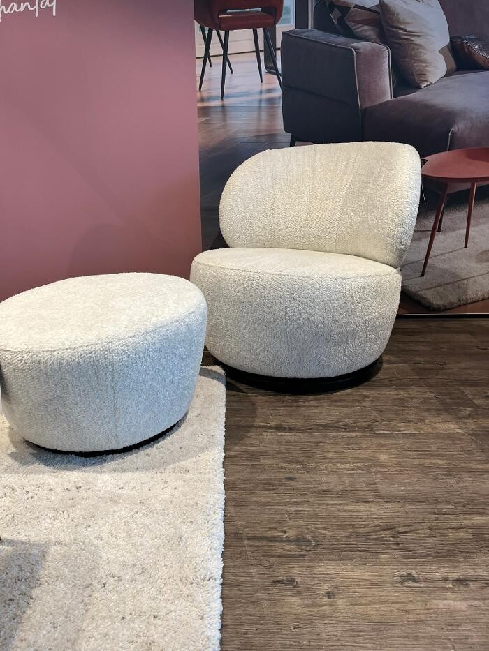 Foto's Meubelwinkel Prominent Spijkenisse | Relaxstoelen | Sta-op stoelen | Banken