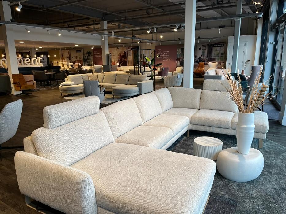 Foto's Meubelwinkel Prominent Spijkenisse | Relaxstoelen | Sta-op stoelen | Banken