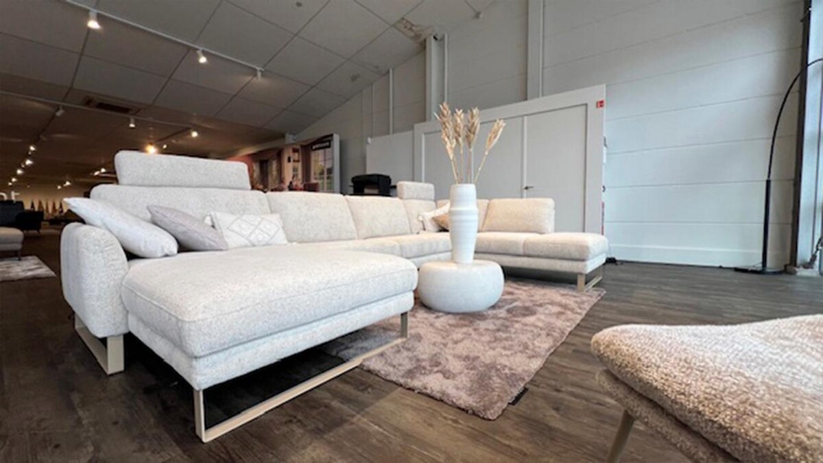 Foto's Meubelwinkel Prominent Zutphen | Relaxstoelen | Sta-op stoelen | Banken