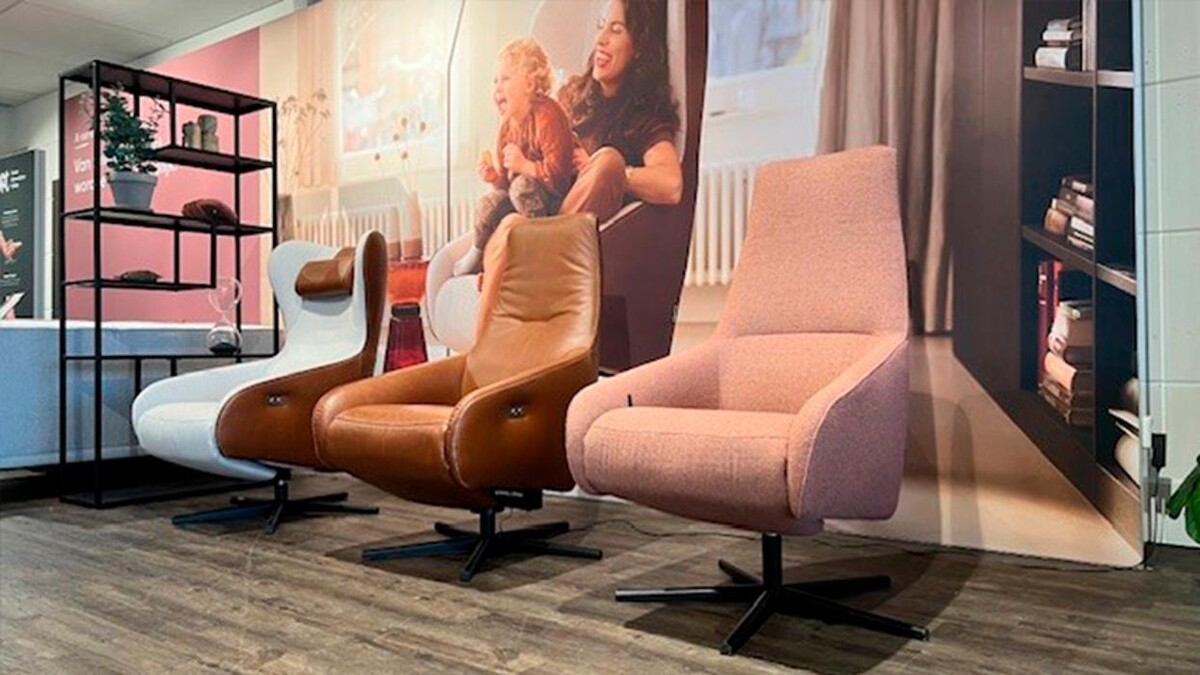 Foto's Meubelwinkel Prominent Zutphen | Relaxstoelen | Sta-op stoelen | Banken