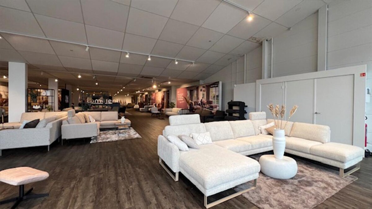 Foto's Meubelwinkel Prominent Zutphen | Relaxstoelen | Sta-op stoelen | Banken