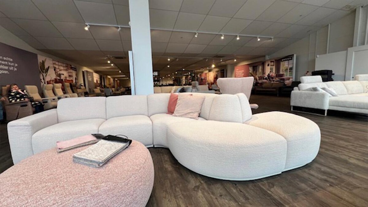 Foto's Meubelwinkel Prominent Zutphen | Relaxstoelen | Sta-op stoelen | Banken