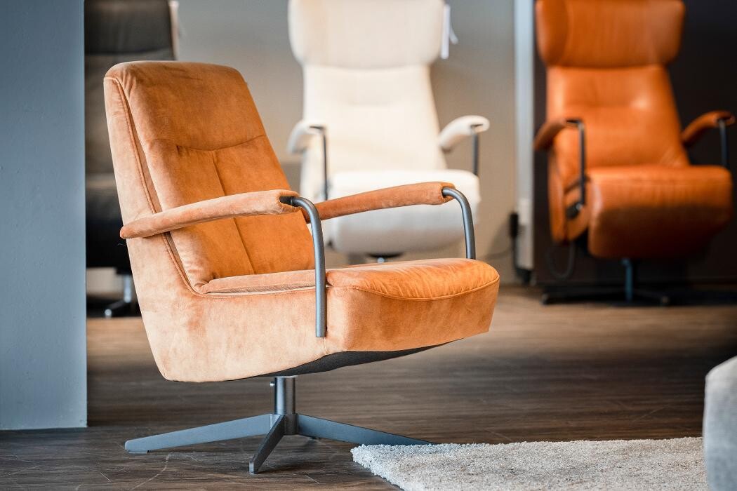 Foto's Meubelwinkel Prominent Maastricht | Relaxstoelen | Sta-op stoelen | Banken