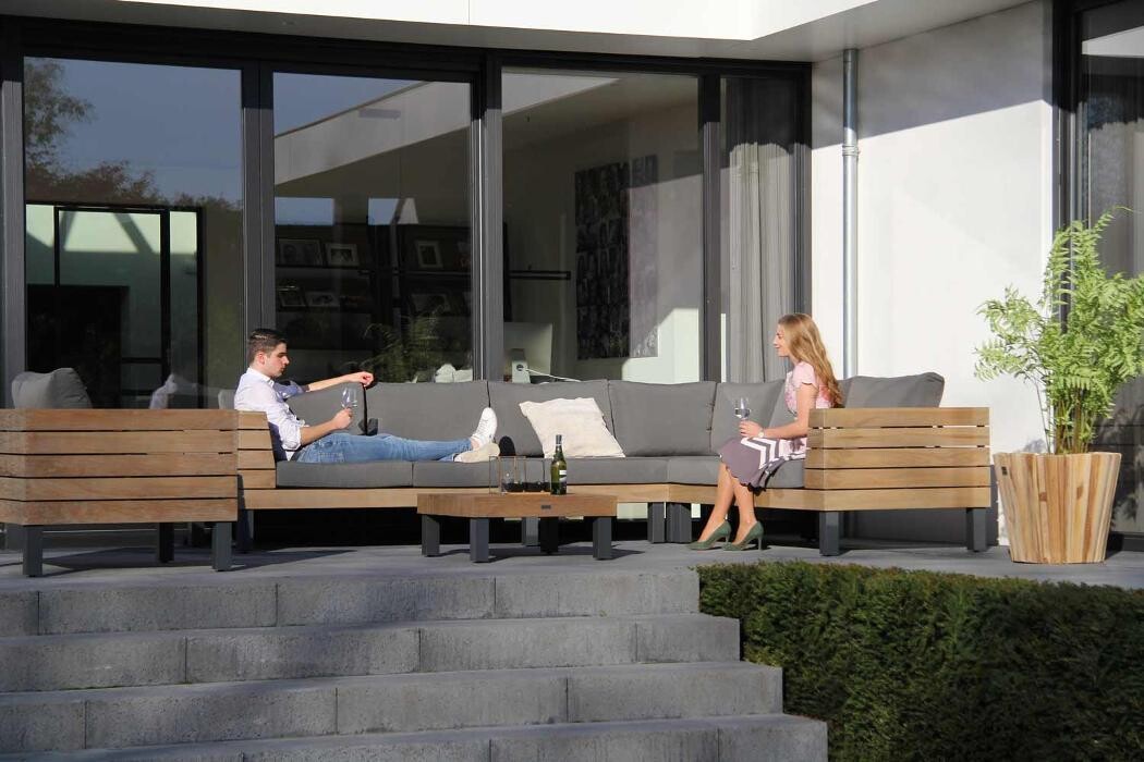 Foto's Tuinmeubelshop Bergen op Zoom