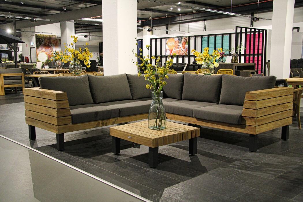 Foto's Tuinmeubelshop Zaanstad