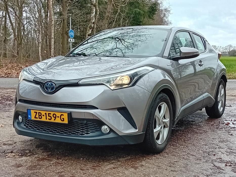 Foto's Kuijpers Automotive | VETOS TOP Merkspecialist in Toyota